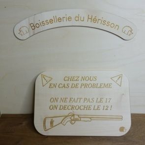 Décoration "Chez nous en cas de problème.."